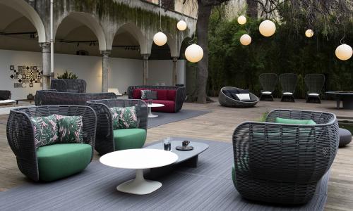 B&B Italia small tables outdoor